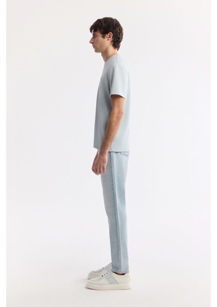 Erkek Gri Bisiklet Yaka Reflektörlü Bi-Stretch İnterlok Regular Fit T-Shirt A51Y1037 modelleri