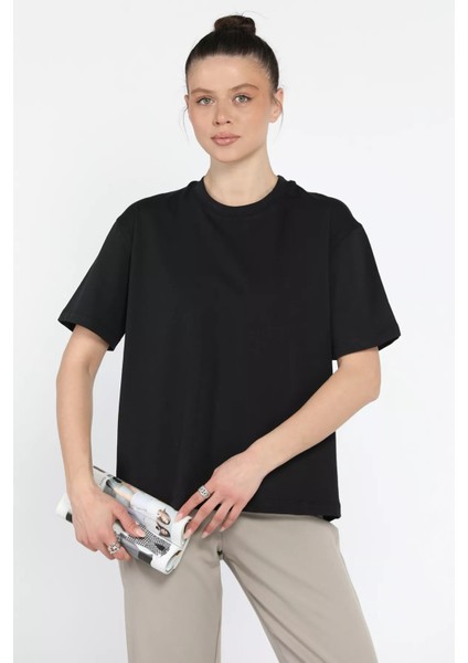 Bisiklet Yaka Kadın Basic Tişört