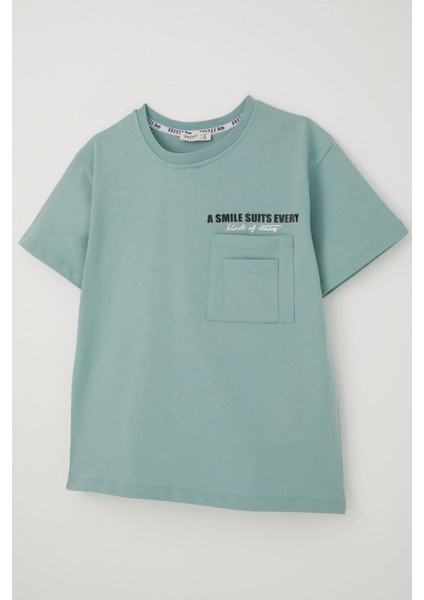 Erkek Çocuk Tişört Çift Cep Detaylı Kabartma Yazı Baskılı 6-12 Yaş, Su Yeşili modelleri