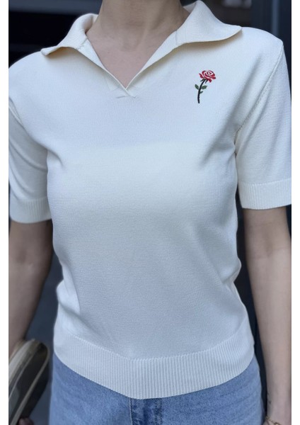 Polo Yaka Gül Nakışlı Kadın Triko Bluz