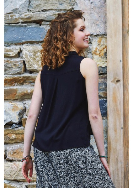 Gömlek Yaka Asimetrik Kesim Yazlık Bluz fırsatları