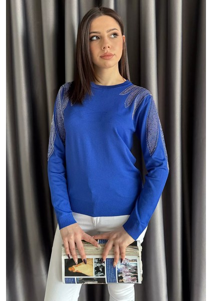 Taş İşlemeli Bisiklet Yaka Kadın Bluz P-00014755