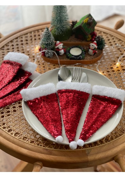 Mady Aksesuar Yılbaşı Kaşıklık Servis -Noel Baba Şapka Figürlü Sofra Sunum Dekorasyonu 6’lı Set fiyatları