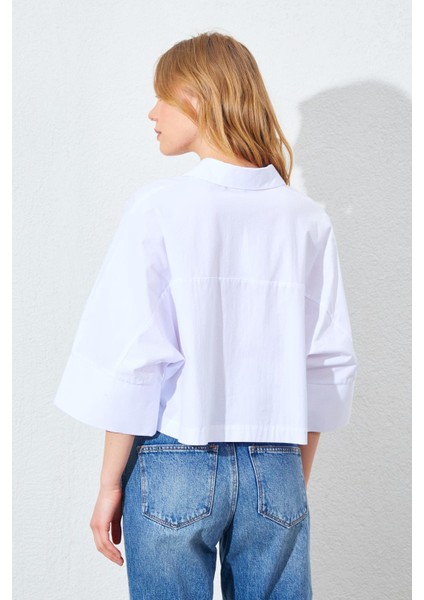 Kadın Beyaz Düşük Kol Çımalı Crop Poplin Gömlek indirimleri