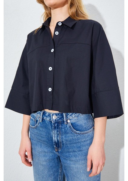 Kadın Siyah Düşük Kol Çımalı Crop Poplin Gömlek indirimleri
