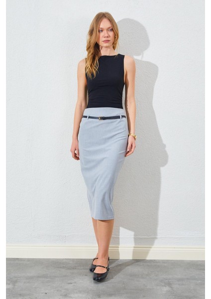 Kadın Gri Ince Kemerli Poliviskon Midi Boy Etek modelleri