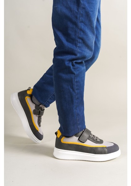 Cırtlı Bağcık Detaylı Erkek Çocuk Günlük Bot Gri Beyaz Sarı modelleri