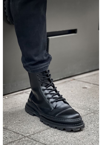 Fermuarlı Bağcık Detaylı Erkek Düz Bot Siyah modelleri
