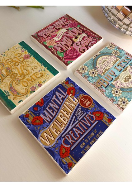 Vintage Old School Yazı Baskılı Renkli Doğal Taş Bardak Altlığı 4’lü Set