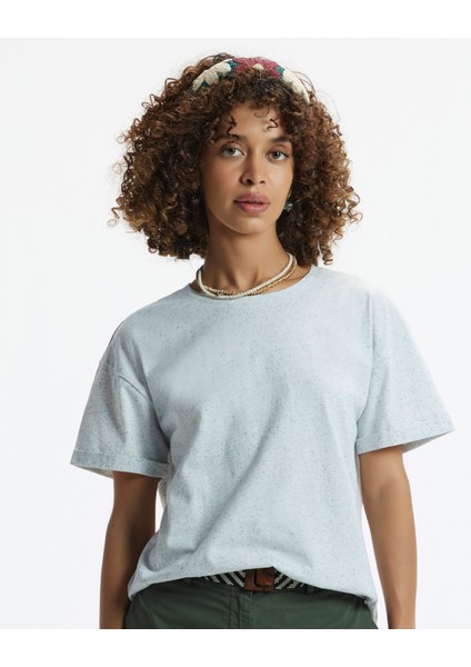 Kolu Katlamalı Kısa Kollu T-Shirt