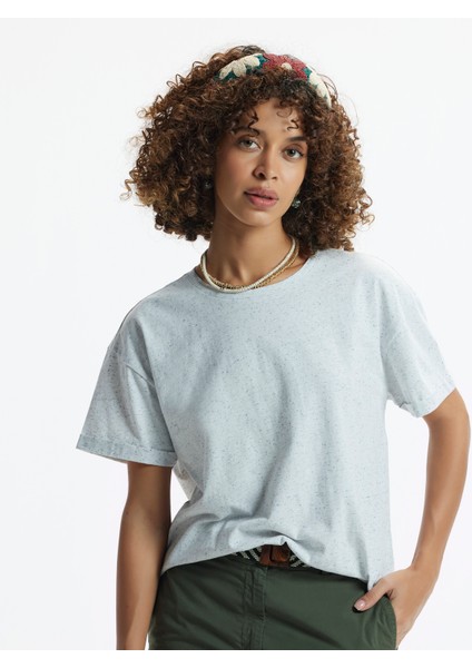 Kolu Katlamalı Kısa Kollu T-Shirt