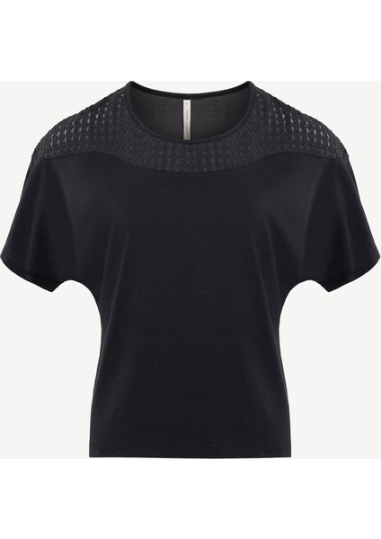 Brode Detaylı Kısa Kollu T-Shirt