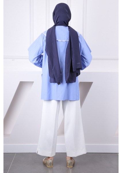 Mavi Yaka Detaylı Gömlek fırsatları