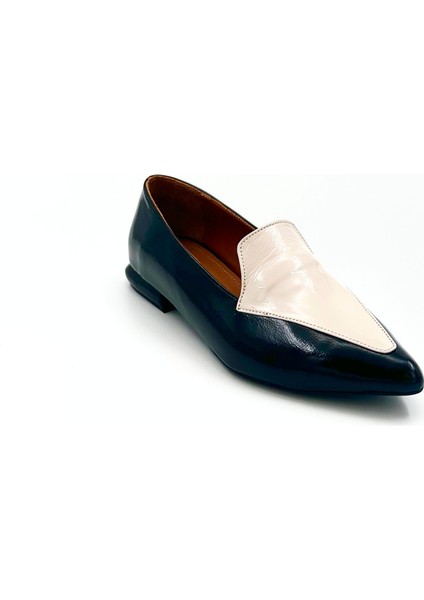 Siyah & Bej Rugan Deri Kadın Loafer modelleri