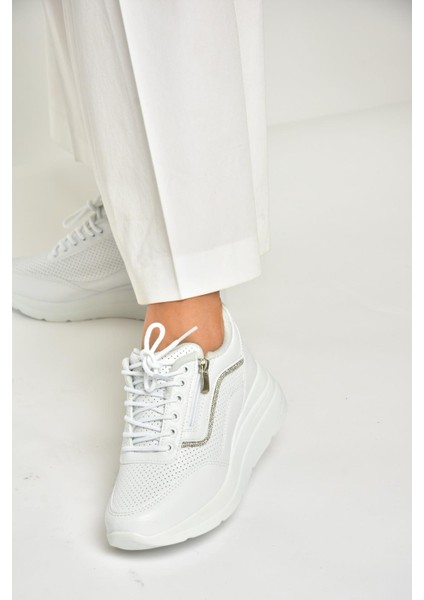 U702020709 Beyaz Kalın Tabanlı Spor Ayakkabı Sneakers fırsatları
