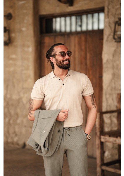 Kendinden Desenli Polo Yaka Triko fırsatları