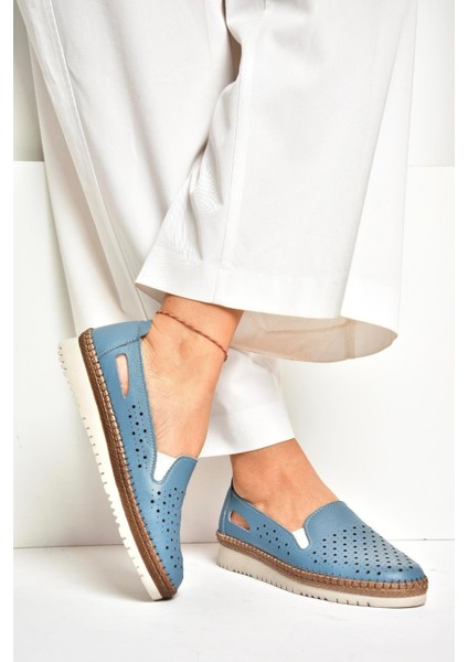 P555501103 Mavi Hakiki Deri Kadın Ayakkabı