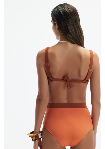 Kontrast Detaylı Bikini Alt
