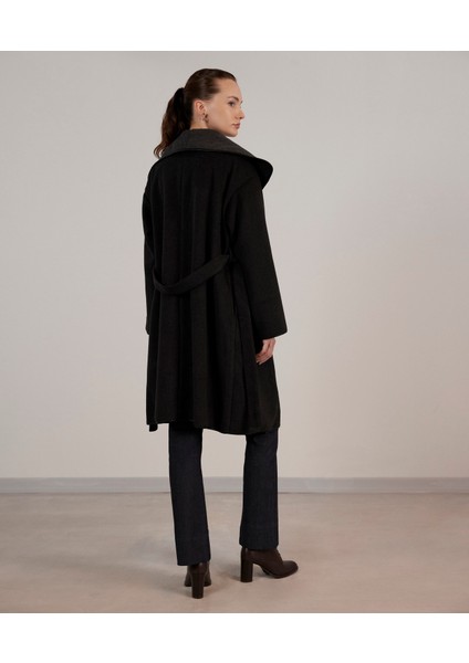 Biye Detaylı Palto fırsatları