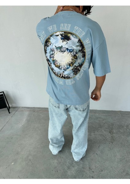 See The World Mavi Oversize T-Shirt