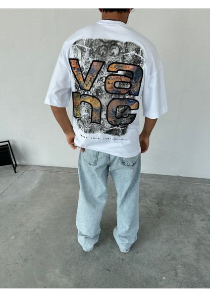 Vanc. Oversize Trust Your Instincts T-Shirt