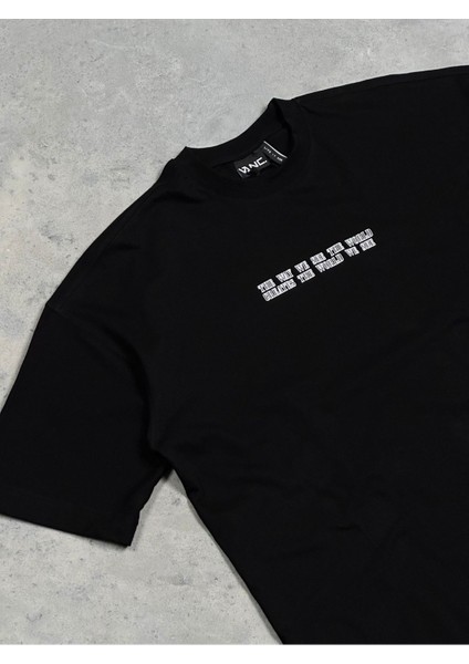 See The World Siyah Oversize T-Shirt