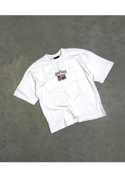 Dimension Baskılı Beyaz Oversize T-Shirt modelleri
