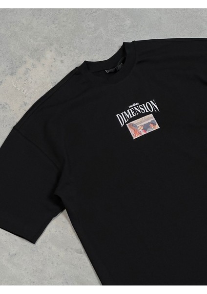 Dimension Baskılı Siyah Oversize T-Shirt