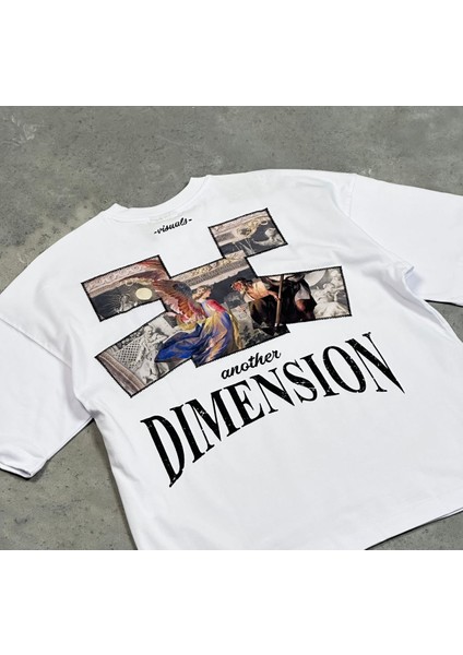 Dimension Baskılı Beyaz Oversize T-Shirt fırsatları