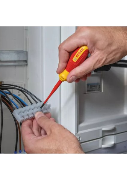 Elektrikçi Tornavida Seti 14 Lü 1600A02NF9 fiyatları