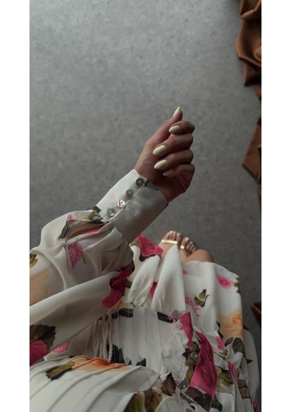 Gül Desenli Astarlı Şifon Elbise indirimleri