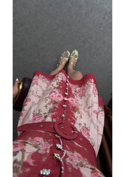 Vintage Çiçek Desenli Kemerli Mini Elbise fırsatları