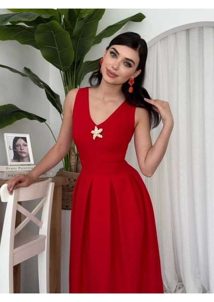 Ate Yıldız Detaylı Elbise