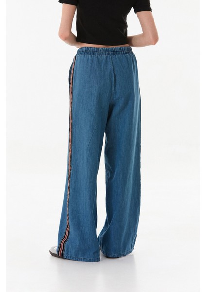 Beli Bağlamalı Yanları Şeritli Wide Leg Jean modelleri