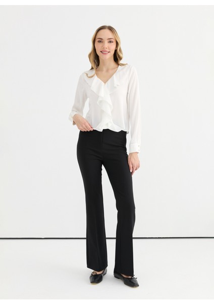 V Yaka Düz Ekru Kadın Bluz 25YSL8093