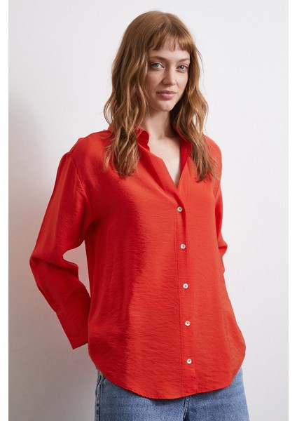 Basic Viskon Gömlek Kırmızı fırsatları