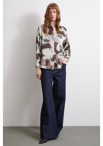 Batik Desen Saten Gömlek Petrol fiyatları