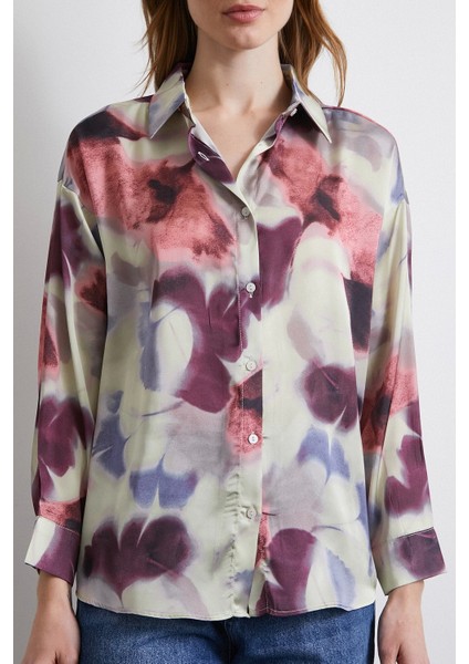 Batik Desen Saten Gömlek Petrol fiyatları