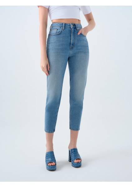 Mom Slim Fit Kadın Pantolon fiyatları