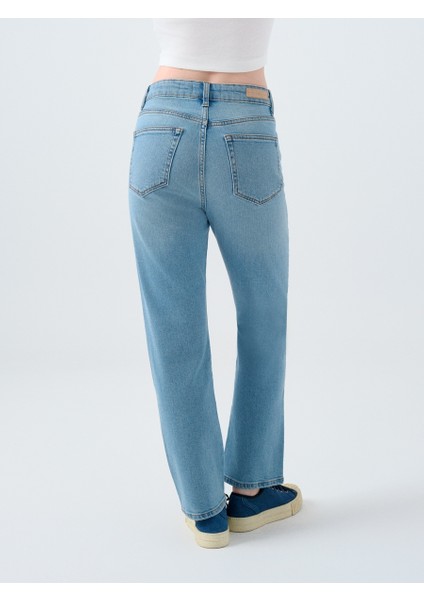 Comfort Straight Comfort Fit Kadın Pantolon fırsatları