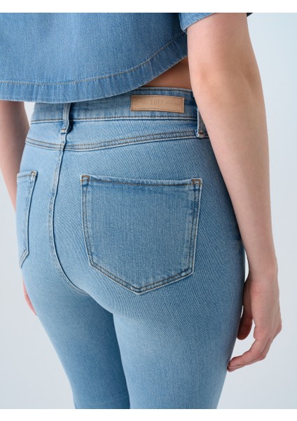 Elena Slim Fit Kadın Pantolon indirimleri