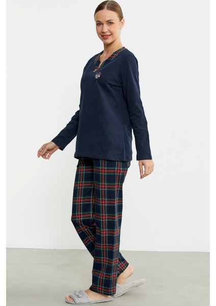 Düz Kombinli Ekose Pijama Takım - Lacivert indirimleri
