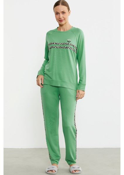 Leopar Çizgili Jogger Pijama Takım - Yeşil