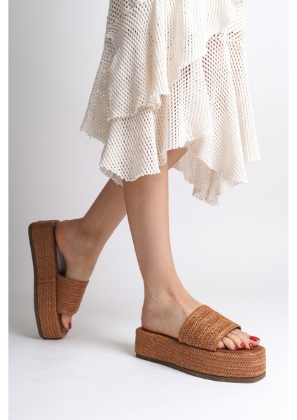 Zila Taba Dolgu Topuk Hasır Kadın Terlik indirimleri