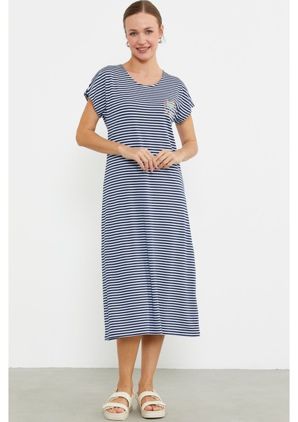 Nakış Detaylı Marine Penye Elbise - Lacivert fiyatları