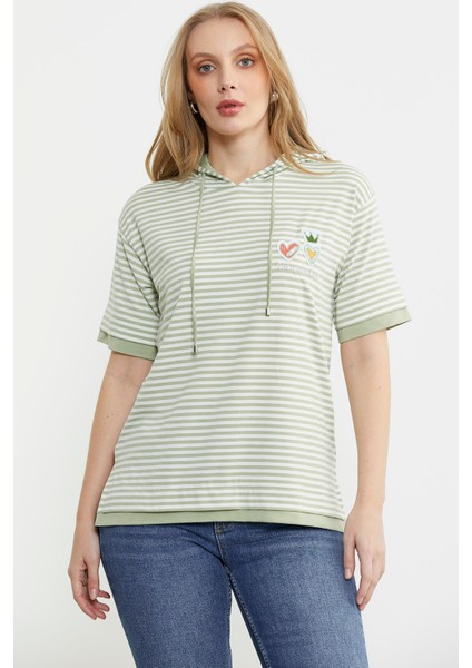 Kapüşonlu Renk Kombinli Çizgili Tişört - Yeşil fırsatları