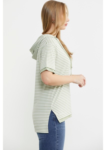 Kapüşonlu Renk Kombinli Çizgili Tişört - Yeşil indirimleri