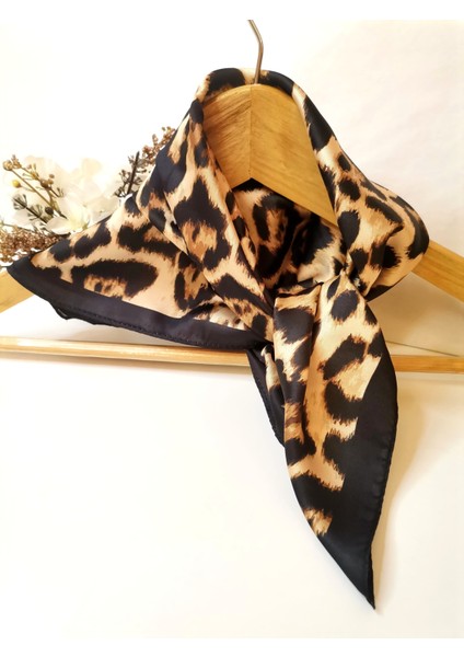 Siyah Leopar Fular