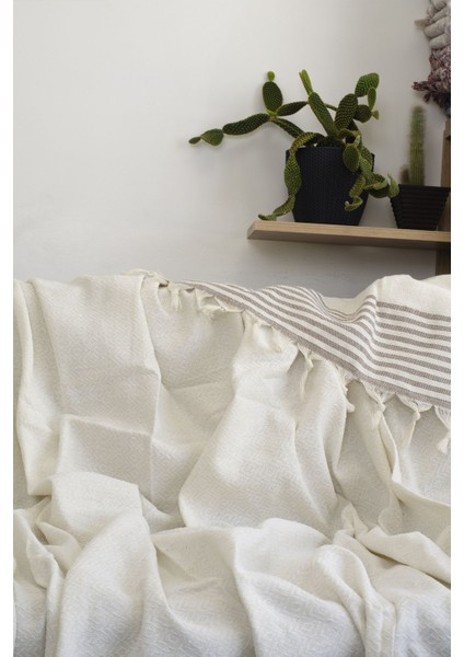 Diamond Pamuklu Kolları Örten Kanepe Çekyat Örtüsü Çok Amaçlı 180X300 cm Krem Koltuk Örtüsü indirimleri