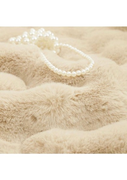 Tavşan Peluş Bubble Desen Üç Kişilik Kanepe Örtüsü ( 1ADET ) Ölçüm 80 x 200 cm Krem